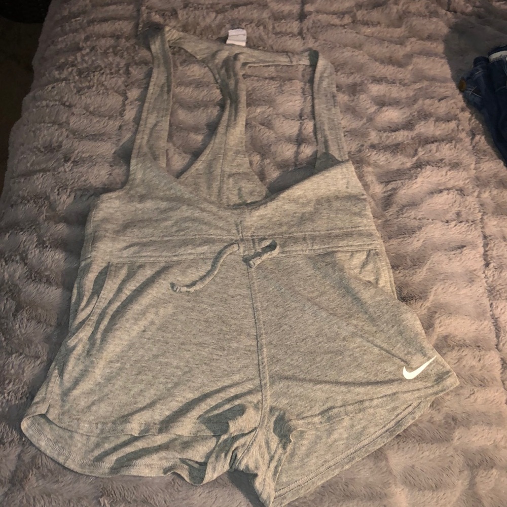 Nike romper